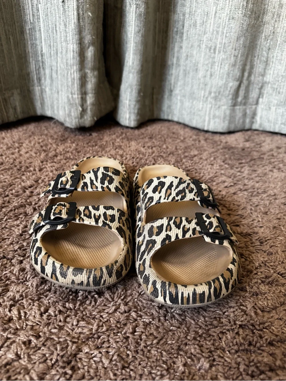 Women’s Leopard Print Slide Sandals - Beige/Black